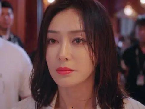 全娱乐圈都在吃瓜歌手,全明星阵容集体“吃瓜”歌手